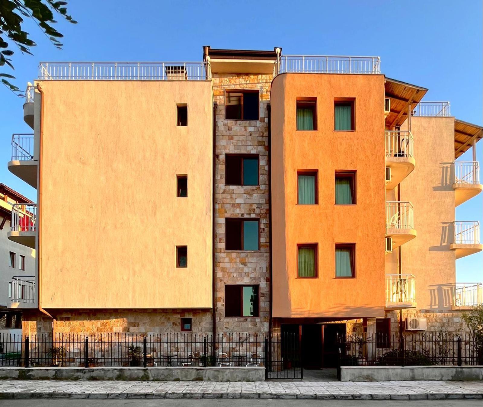 Family Hotel Primo Primorsko Ngoại thất bức ảnh
