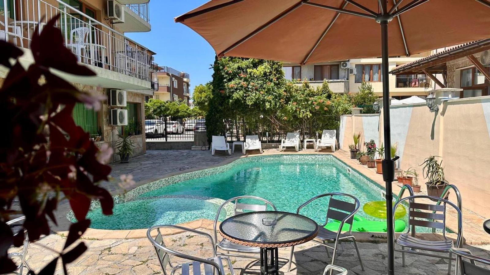 Family Hotel Primo Primorsko Ngoại thất bức ảnh