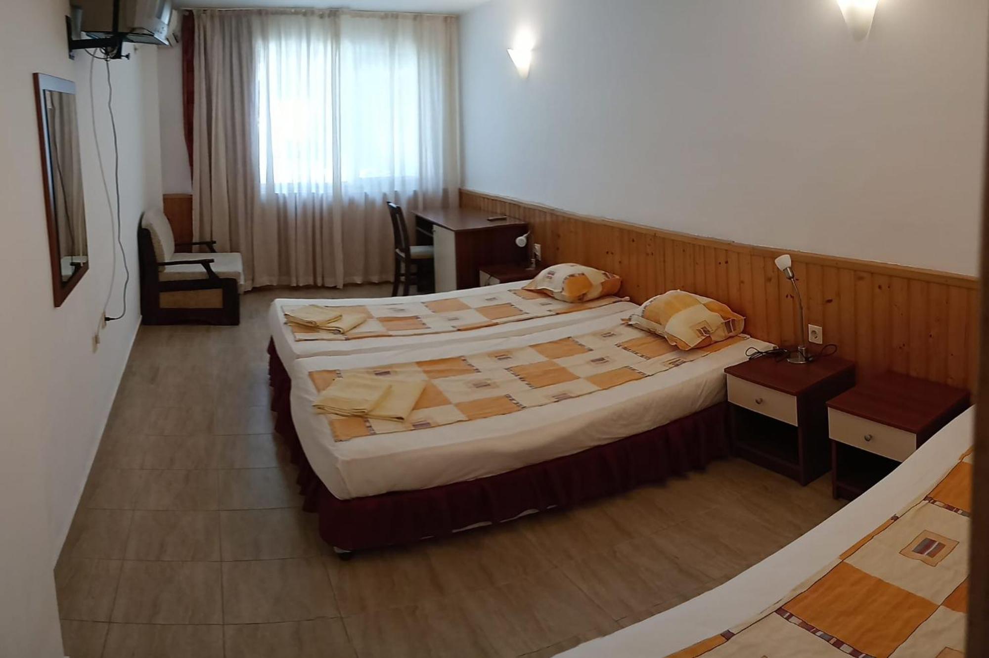 Family Hotel Primo Primorsko Ngoại thất bức ảnh